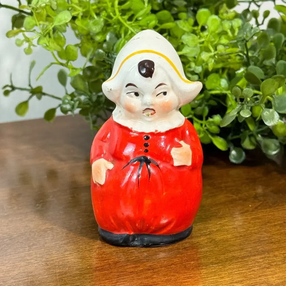 Vintage 1960s Dutch Woman Salt or Pepper Shaker Czechoslovakia No Stopper